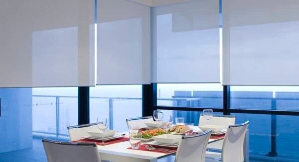 Cortina Roller Screen 5%